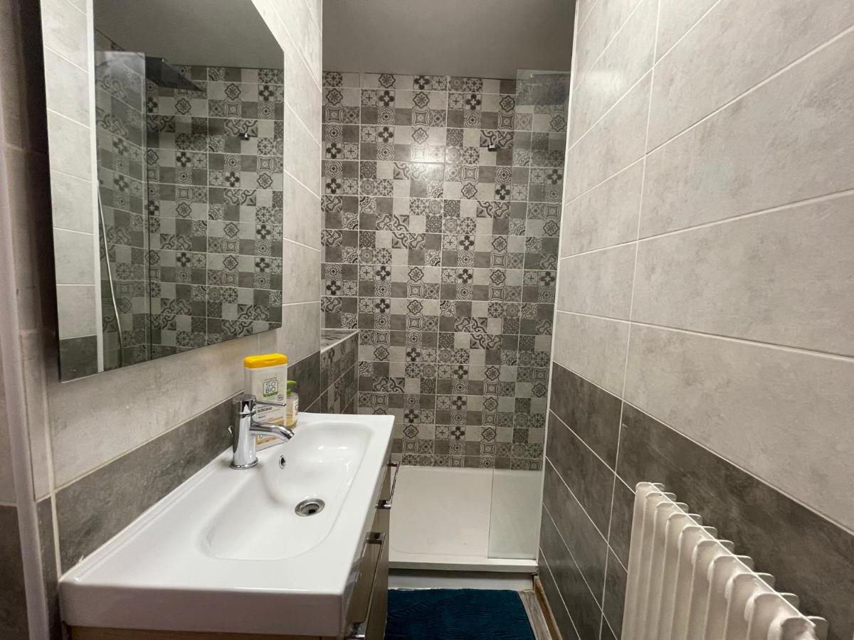 116 Chic & Cosy Grand Appart Moderne 65M2 Hypercentre Wifi Smart Tv Netflix Leilighet Saint-Etienne  Eksteriør bilde